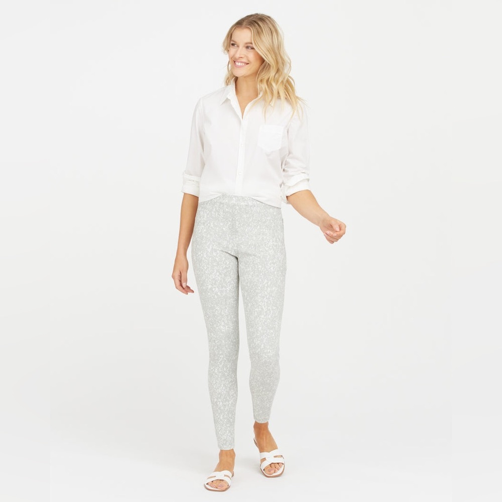 NWT SPANX  ankle Jean-ish® Leggings size M color speckled grey/white